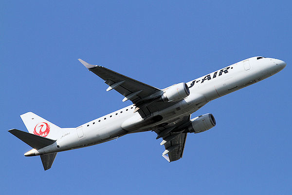 J-AIR E190（JA249J）