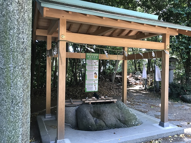 松阪神社　手水舎