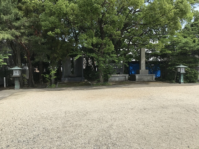 三重県護国神社　英霊碑