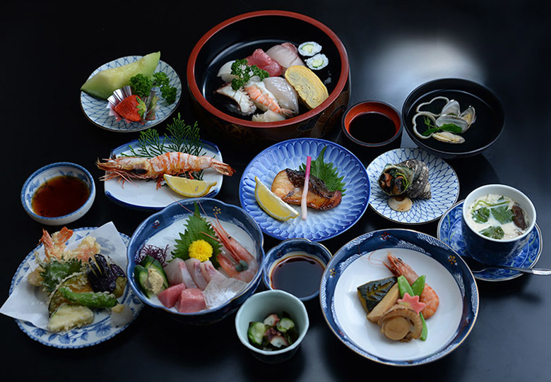 寿司　会席料理　可部　魚一　コース料理　寿司会席　アミューズ　料理写真