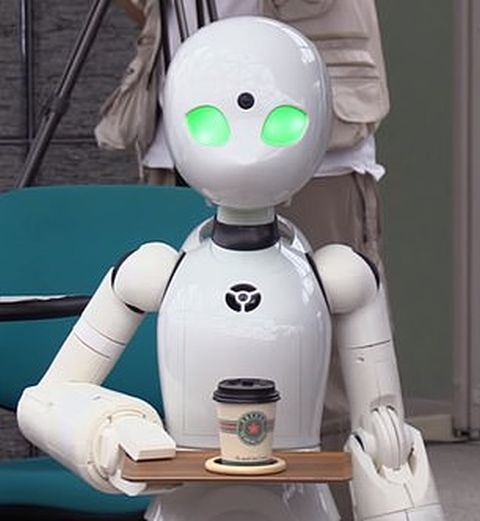東京に遠隔操縦ロボットが接客するカフェ登場　障害者が操作　海外の反応
